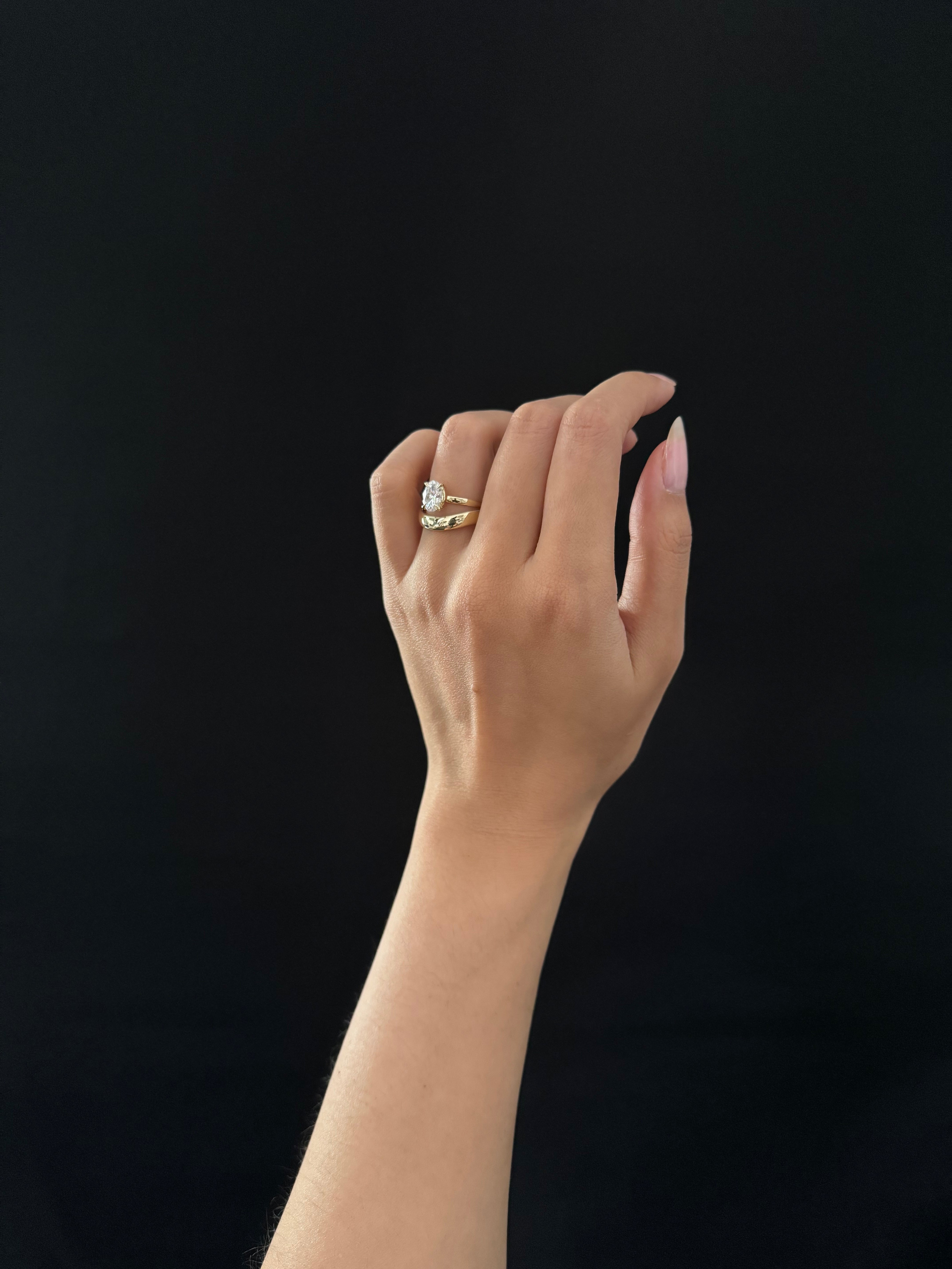 NAYA - Custom Contour Trauring